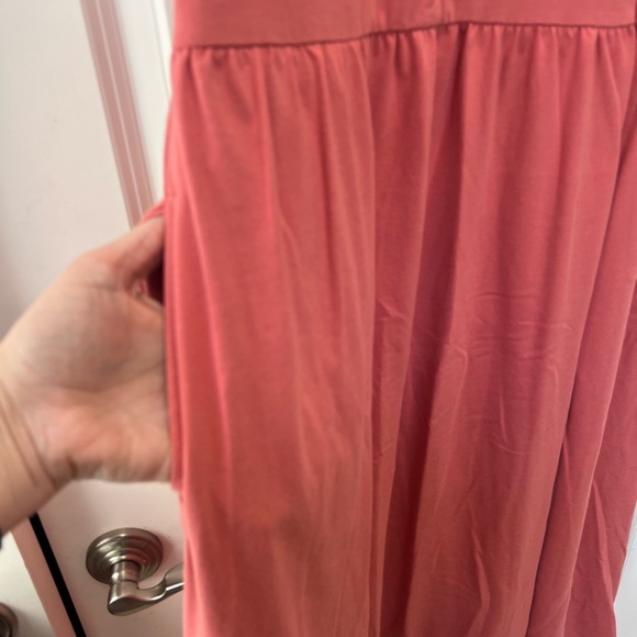 Cute and comfortable midi dress! Worn once. - Picture 3 of 4